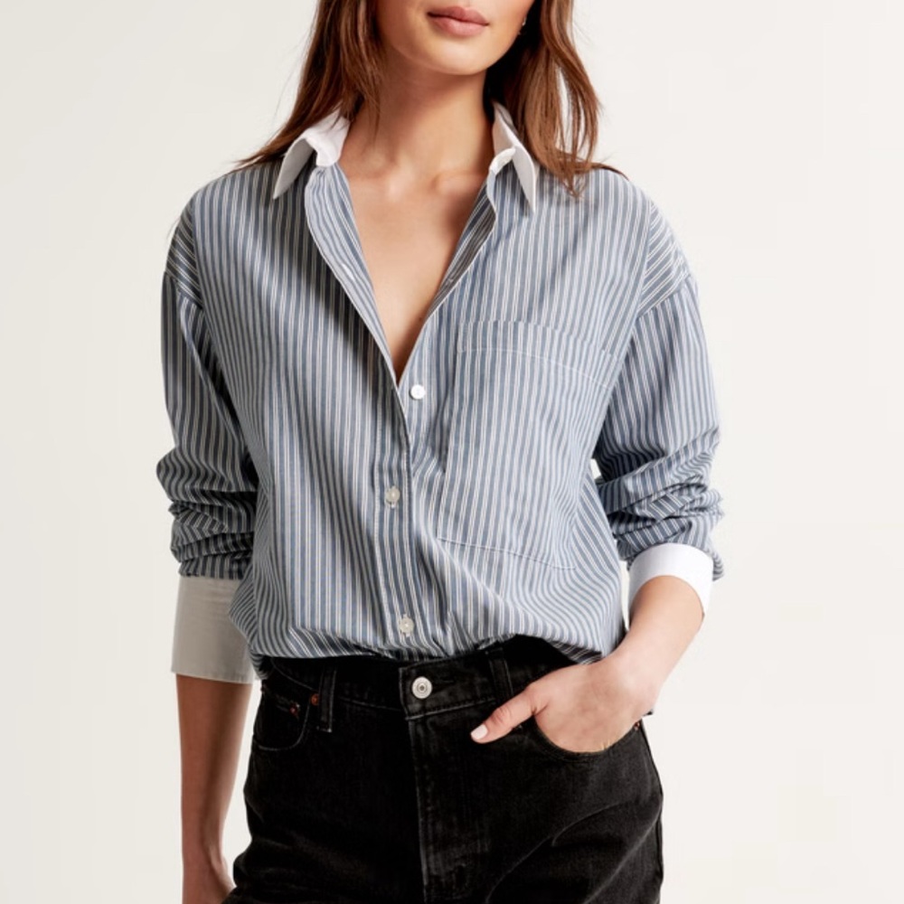 Abercrombie & Fitch Blue and White Striped Shirt - Cropped Poplin Shirt
